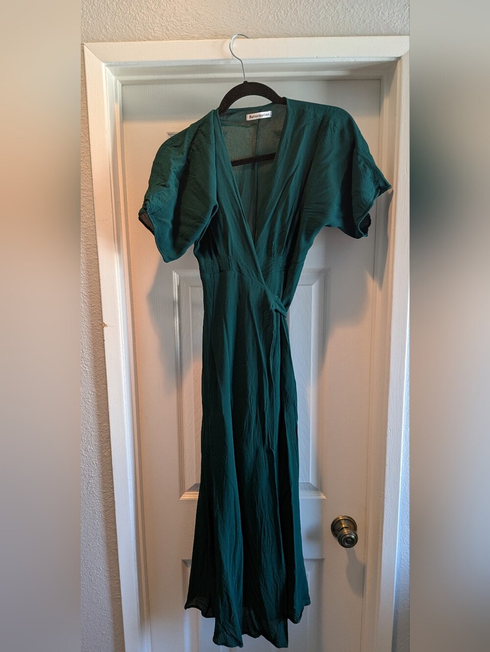 Reformation Emerald Green Short Sleeve V-Neck Wrap Maxi Dress Women's M Petite